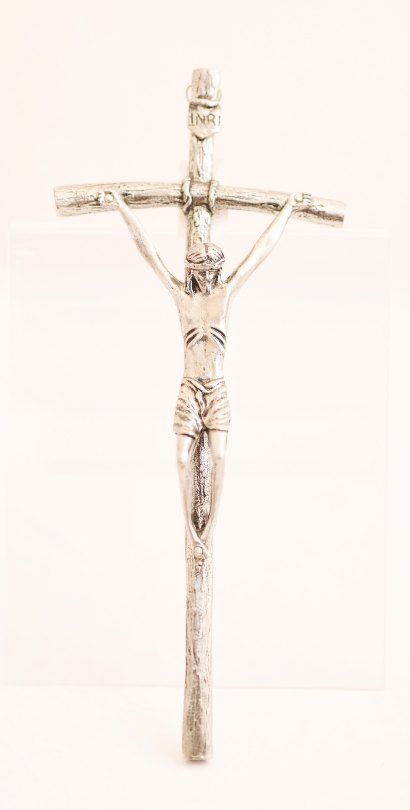 Krzyż wiszący Papieski 27cm kolor srebro- patyna 01- 282