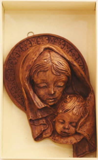 Matka Boża - relief