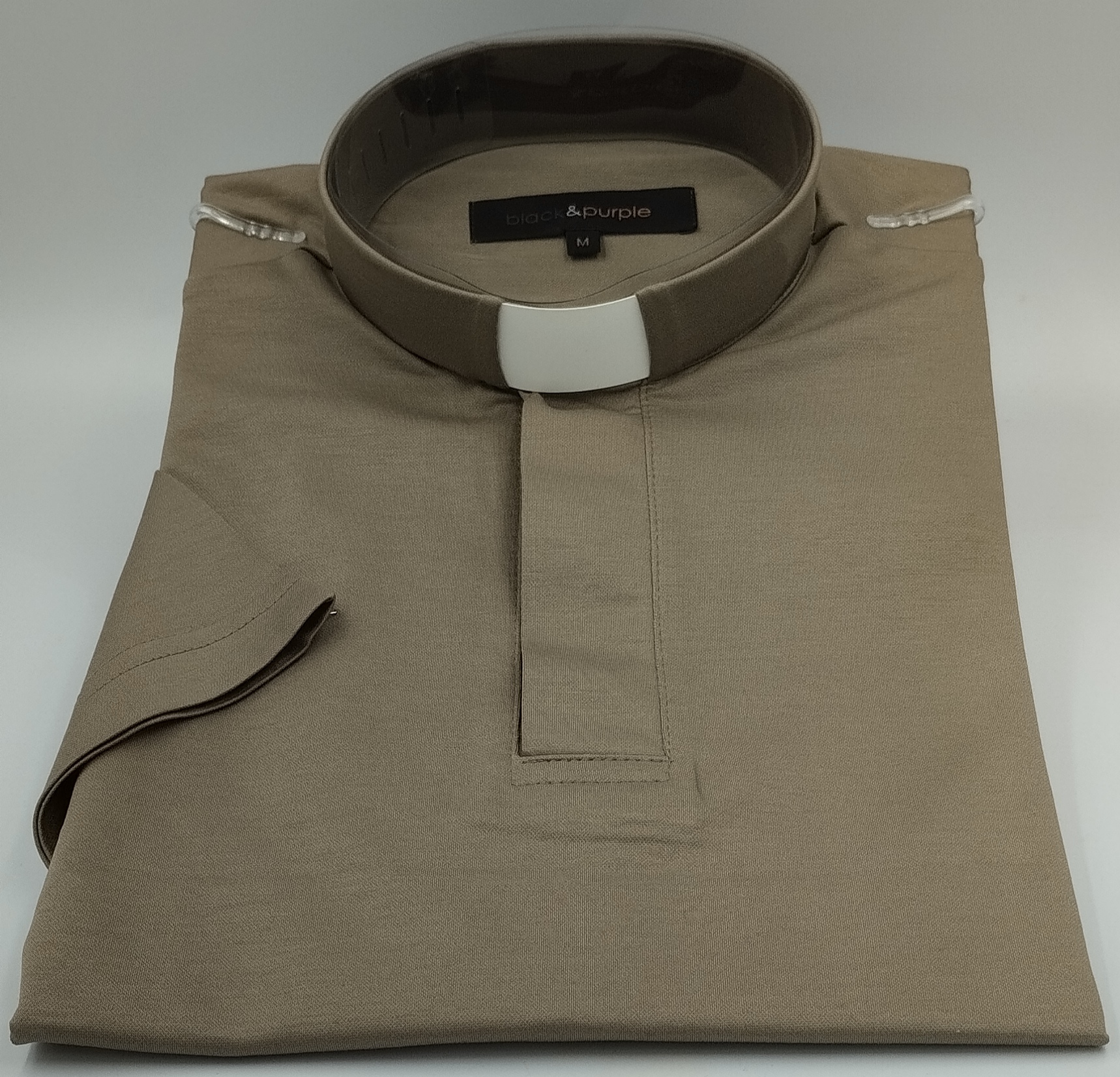 Koszula kapłańska polo pod koloratkę Jersey oliwkowa rozm. M ( 100 % bawełna)